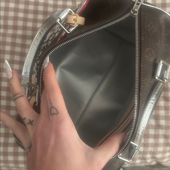 LV limited edition SPEEDY - Picture 12 of 16